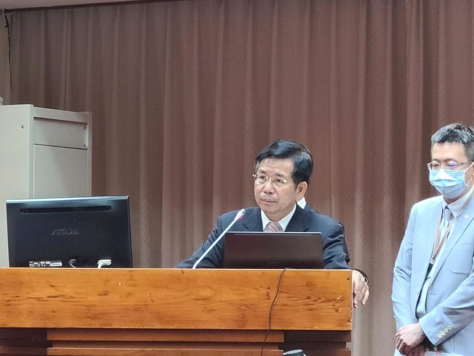 44 Universities abide by government’s cross-strait policy: Minister