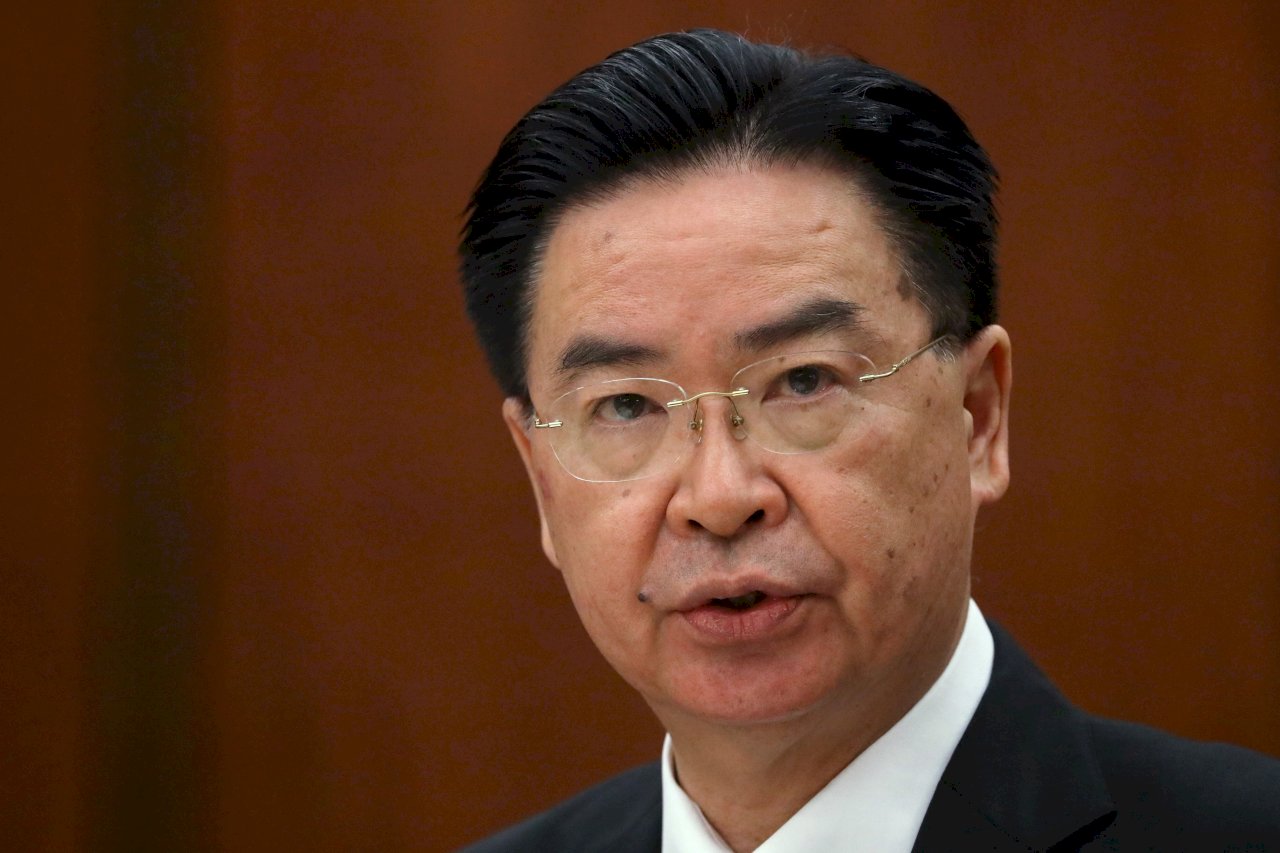 Foreign minister extends condolences to France over terrorist attacks