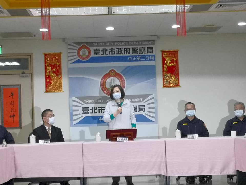 Tsai vows support for police force
