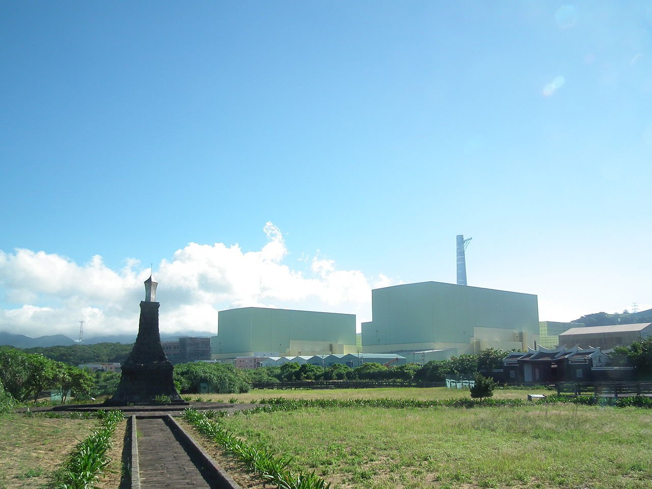President: Opening fourth nuclear power plant not an option