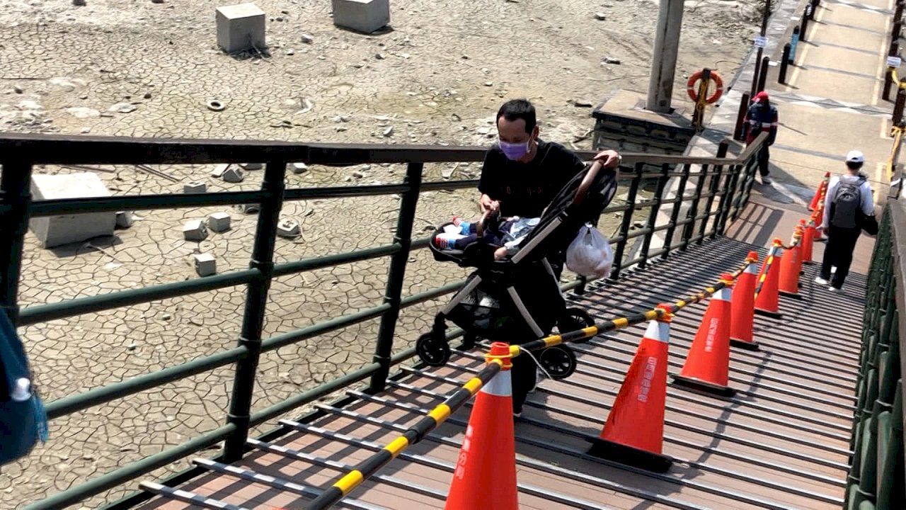 VIDEO: Water level at Sun Moon Lake lowest in 20 years