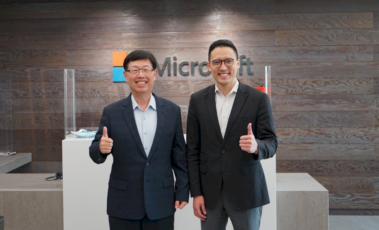 Microsoft to work with Hon Hai in smart manufacturing