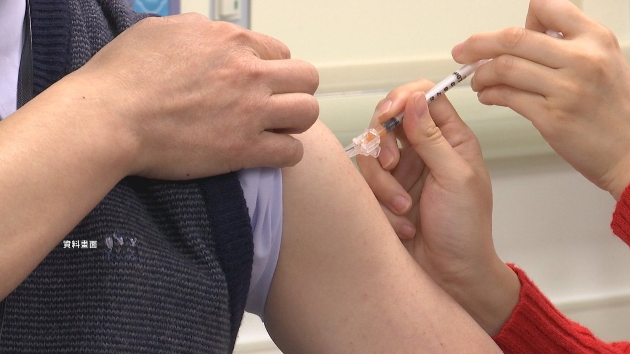 Expert: COVID-19 vaccine could keep for one or two years