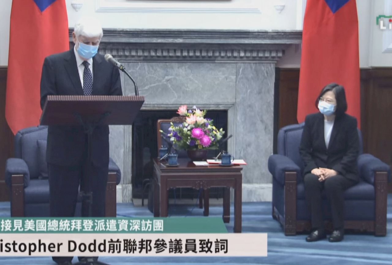 VIDEO: President welcomes unofficial delegation