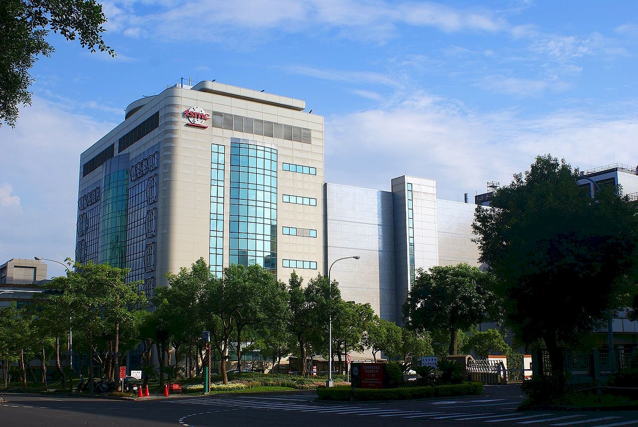Gov’t to support semiconductor industry amid COVID-19 outbreak