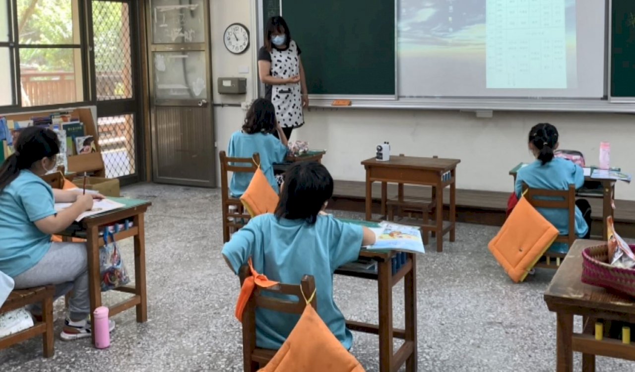 VIDEO: With no other options, grade schools in rural areas stay open