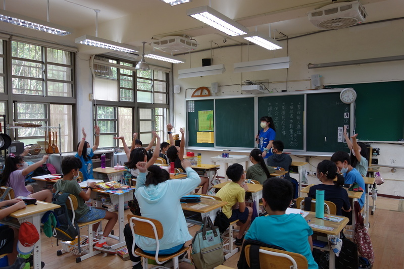 Taipei Thanksgiving feast options, accelerating decline in certified teachers, NTU plans to recruit 50-60 foreign students a year for semiconductor program