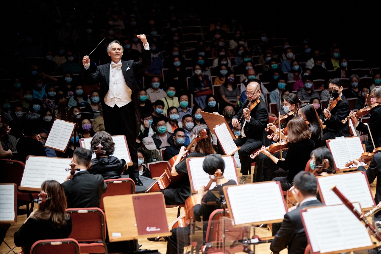 VIDEO: The Taiwan Philharmonic’s Music Director