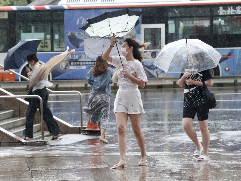 Umbrella Rentals, Heroes, and E.Coli