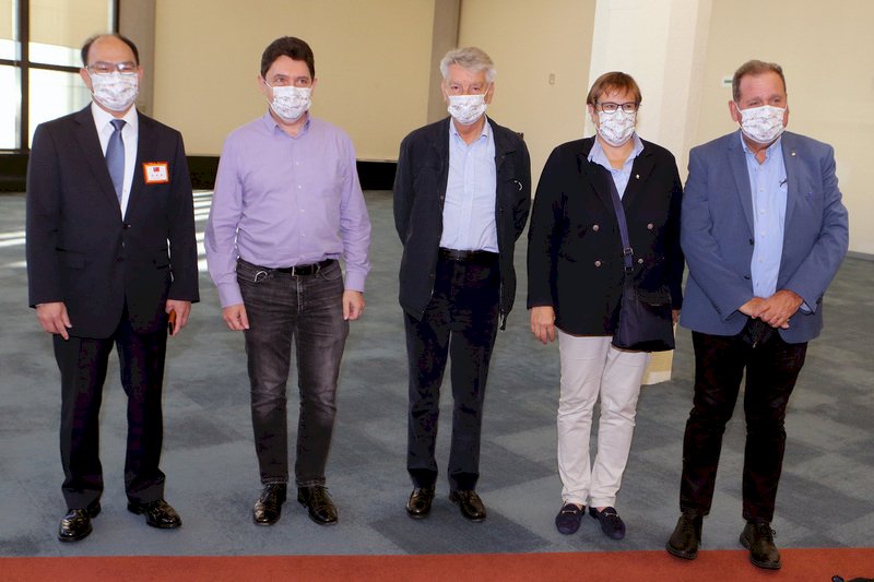 Delegation from French Senate arrives in Taiwan