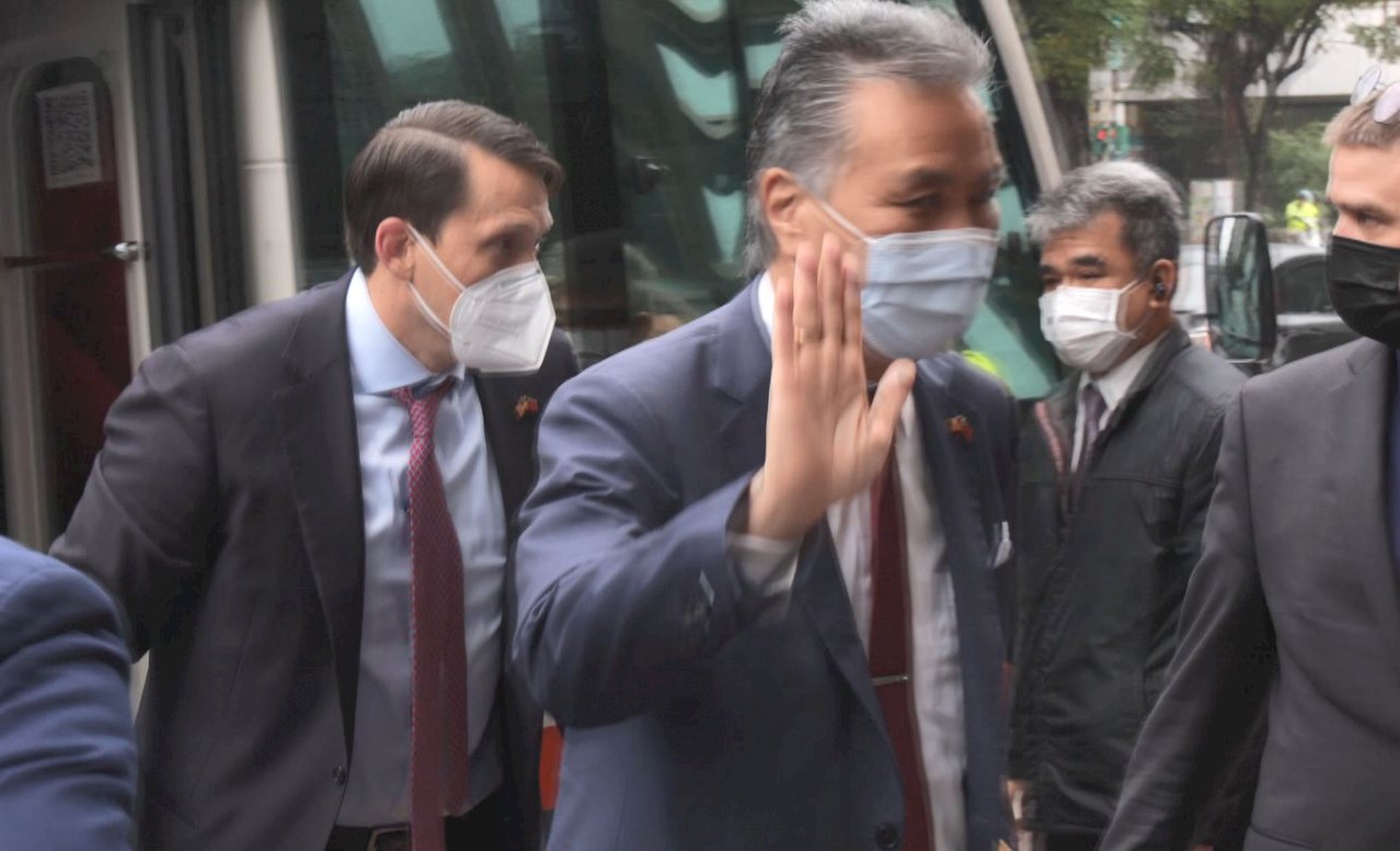 VIDEO: Second US delegation this month lands in Taipei