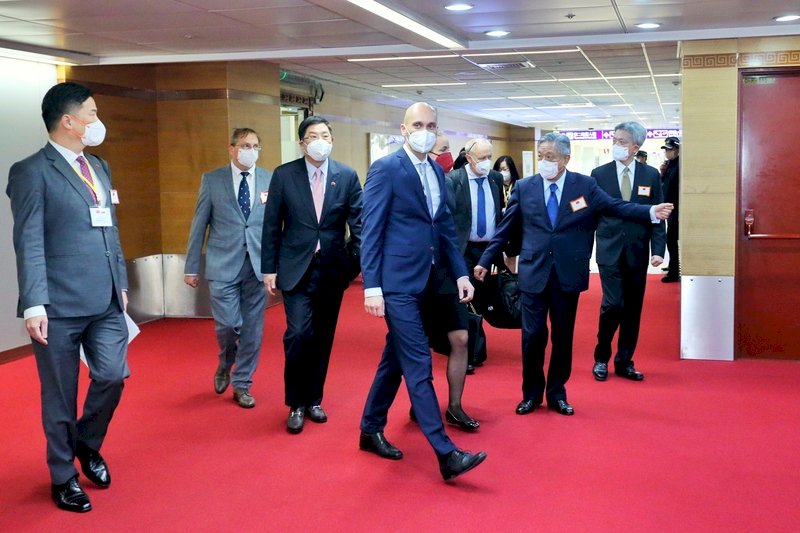 Slovak government delegation lands in Taiwan for trade talks