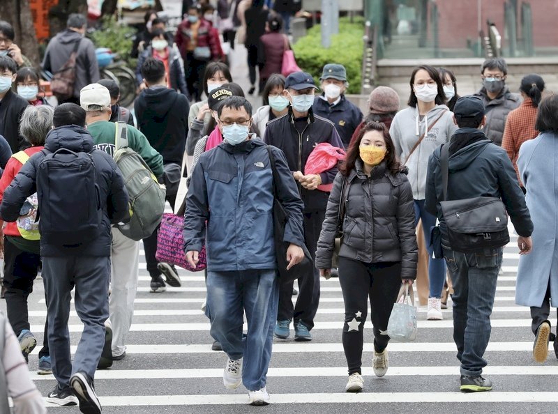 VIDEO: Experts differ on Taiwan’s potential to live with COVID-19