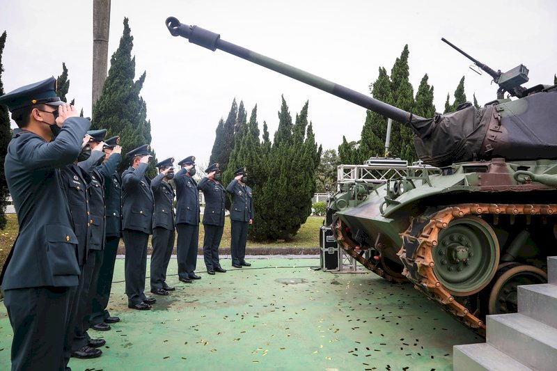 VIDEO: Taiwan retires Cold War-era tank