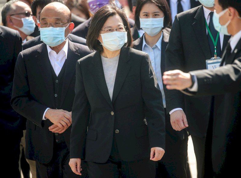 Taiwan mourns 228 victims