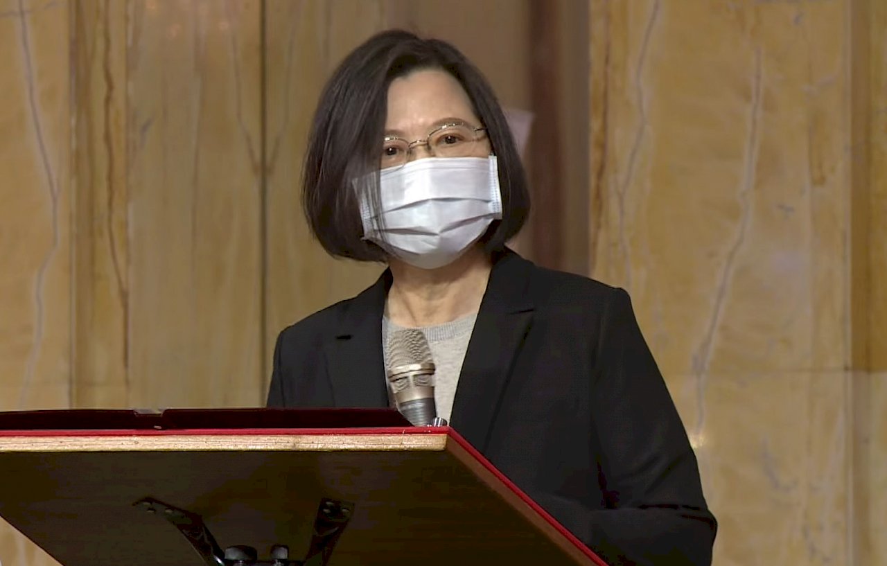 President Tsai isolating after family member tests COVID-positive