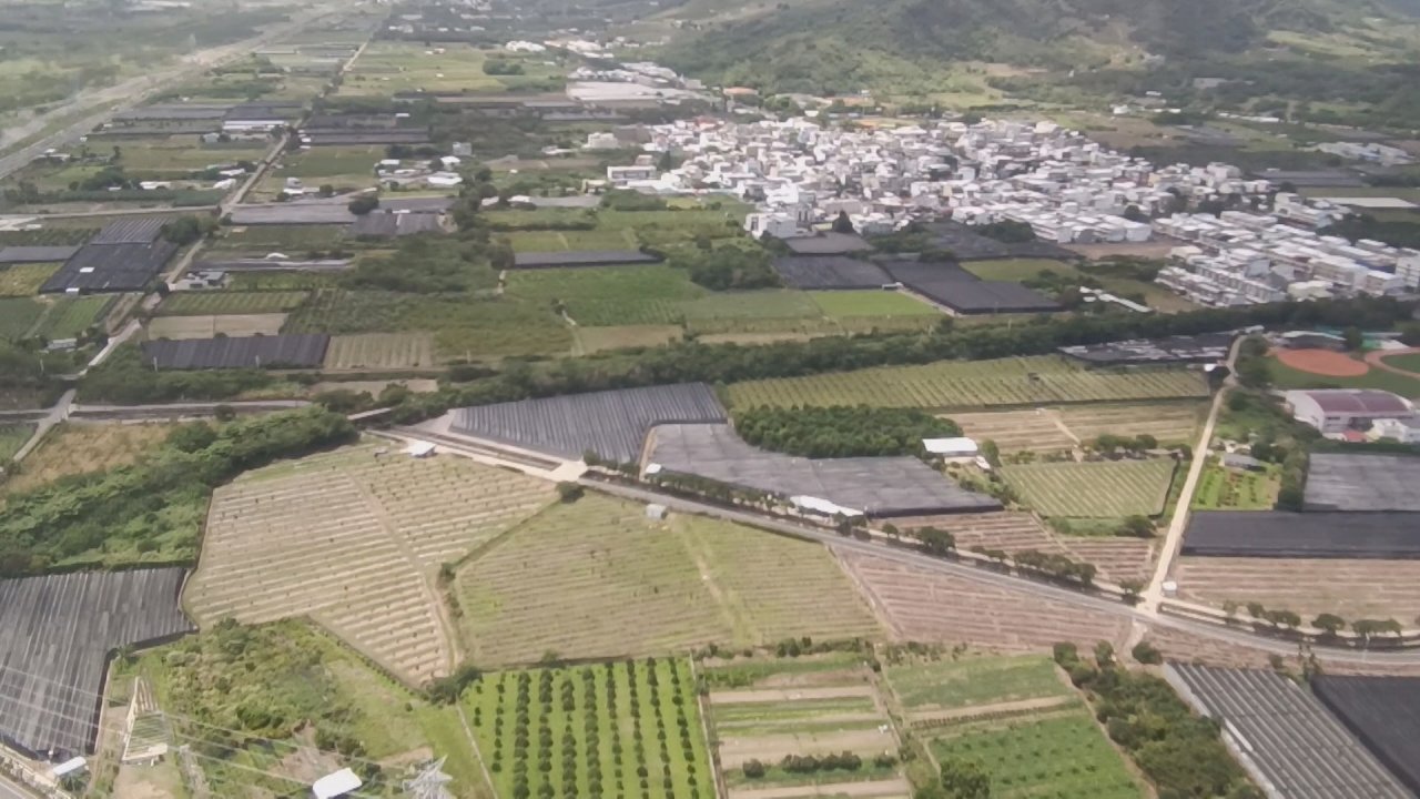 VIDEO: Touring Taitung by propeller plane