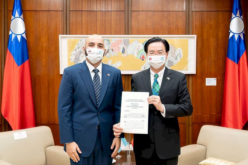 New Honduran ambassador to Taiwan meets with foreign minister