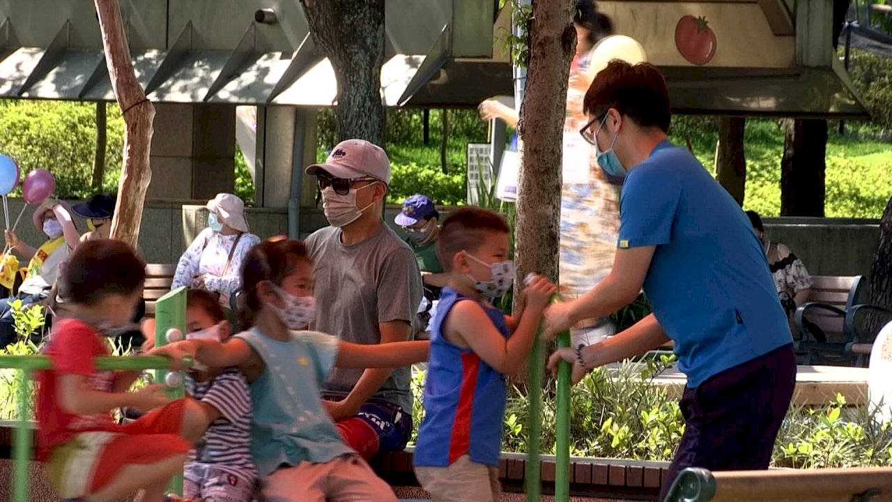 VIDEO: Almost 50% of fathers moonlight to provide for families