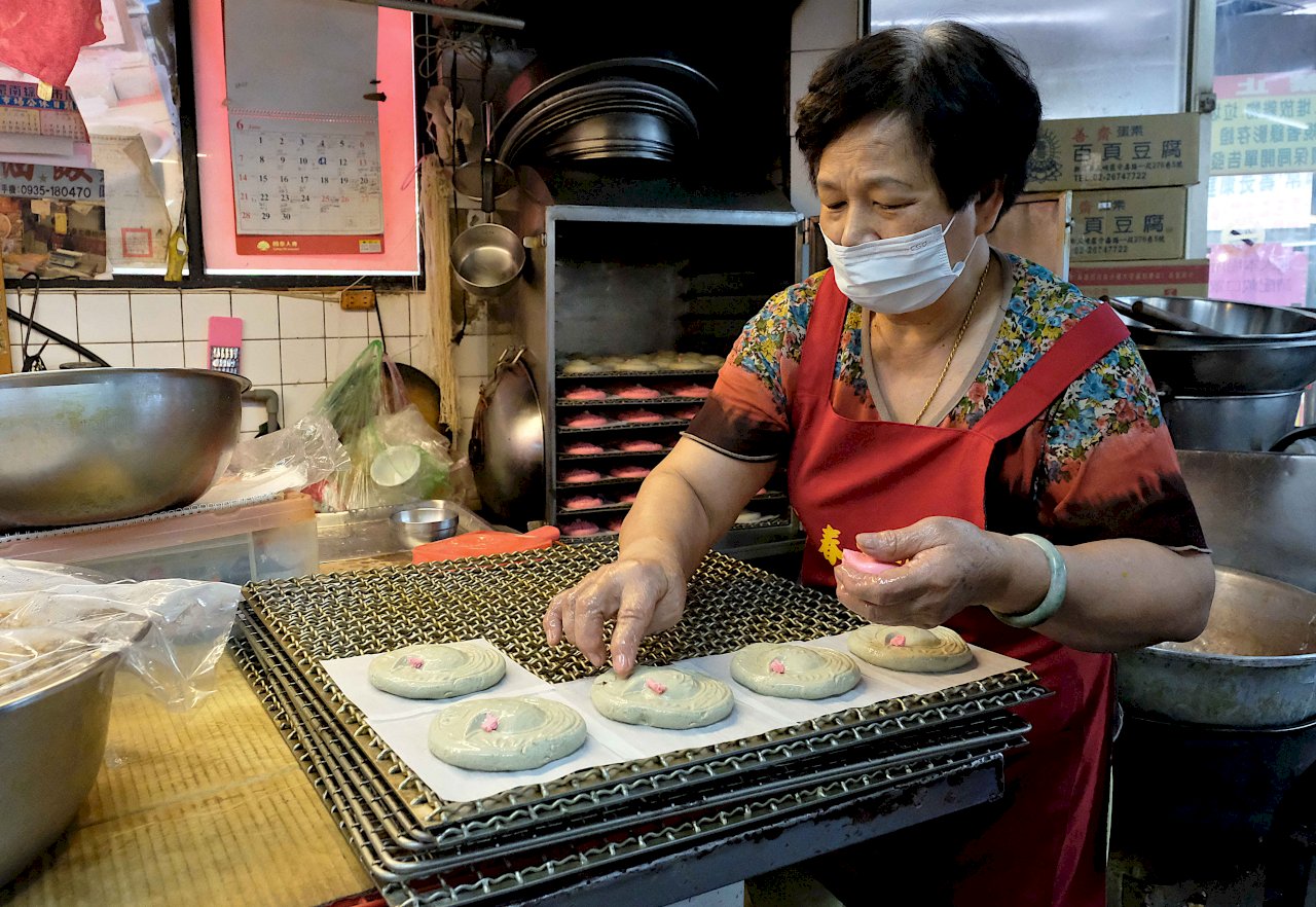 A taste of Taiwan: Auspicious cakes delight the palate