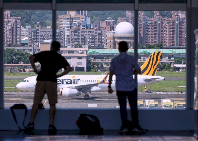 Taiwan set to welcome tourists and end quarantine on October 13