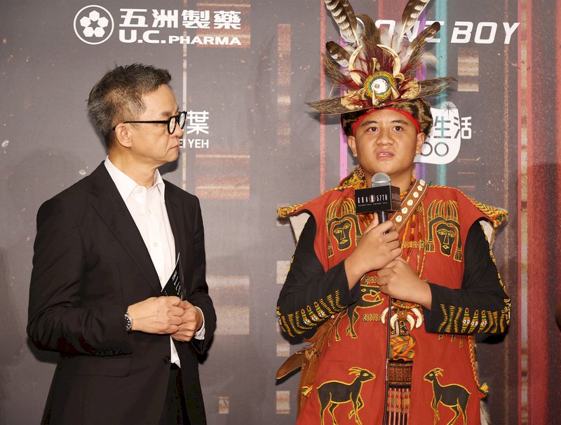 Golden Bell Awards, earthquake predictions, and China surveys