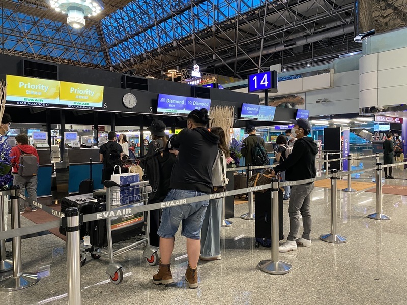 One-way Lunar New Year flights from Shanghai to Taoyuan deter cross-strait travel