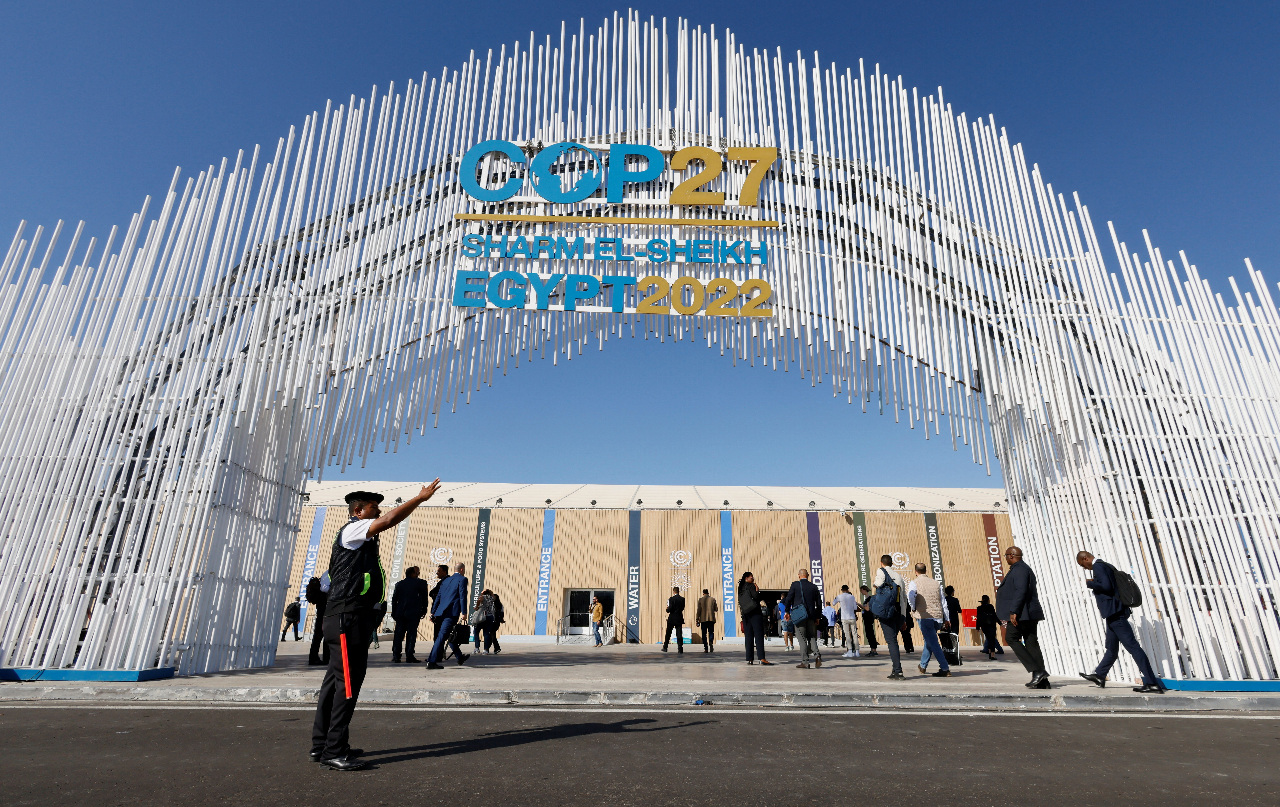 US-China climate talks suspended