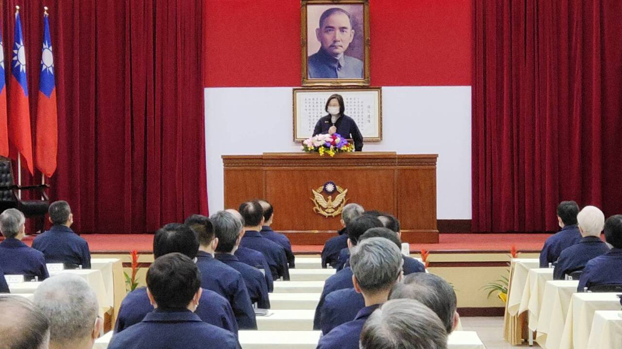 Tsai: Taiwan to strengthen safety of the police force