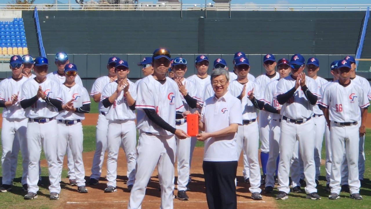 VIDEO: Practice for Taiwan’s baseball team in full swing