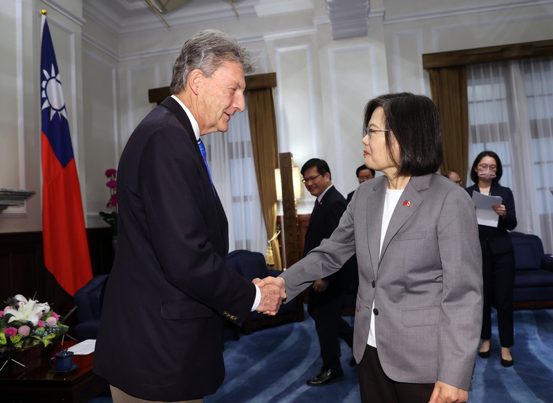 Taiwan looks forward to further cooperation with Canada: Tsai
