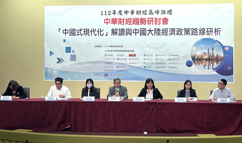 Economists: global inflation continues to squeeze Taiwan’s economic forecasts