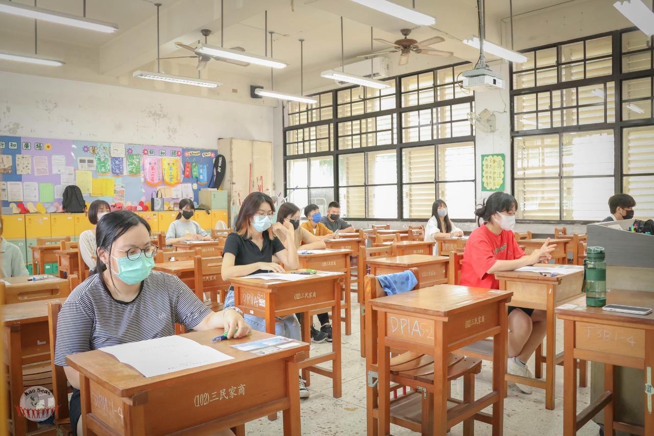 September 28 registration deadline for Southeast Asian language essay writing competition