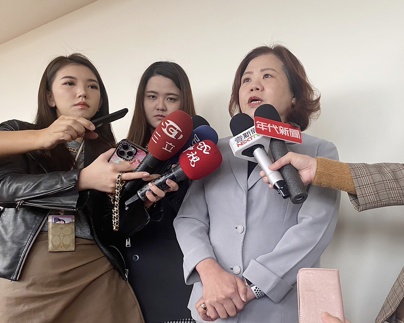 Labor minister urges against discrimination of migrant workers