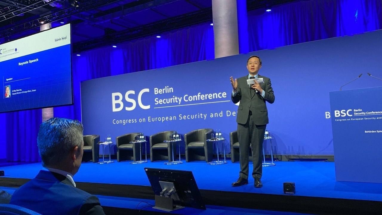 Deputy foreign minister attends Berlin Security Conference