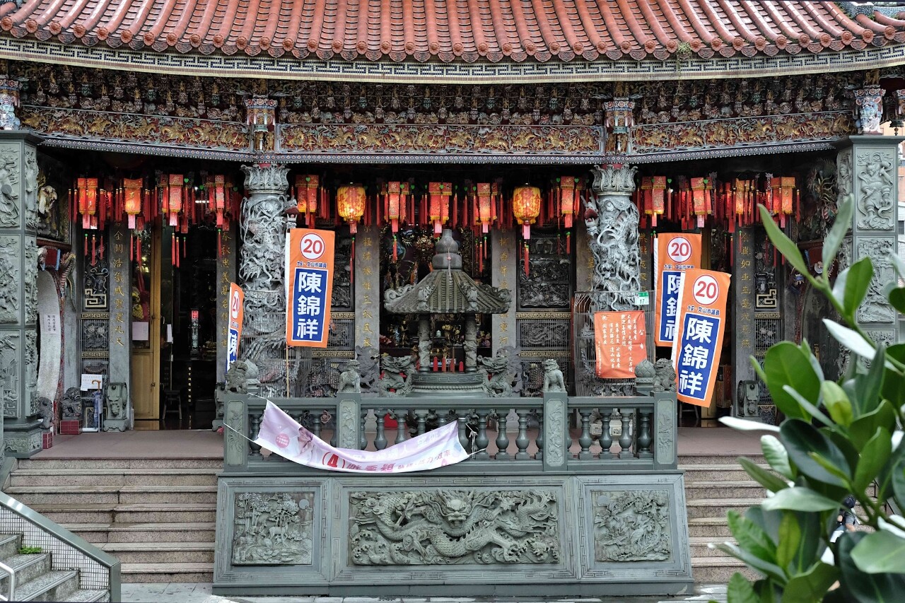 Temple ties: Community, politics and popular religion in Taiwan