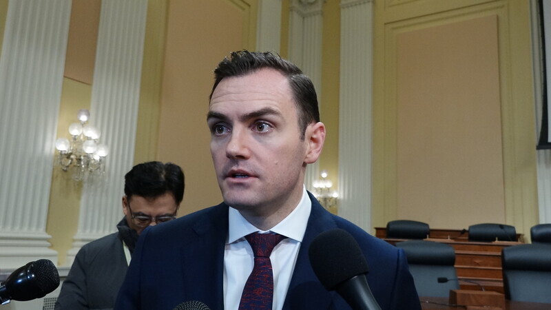 U.S. lawmaker confirms pending visit to Taiwan