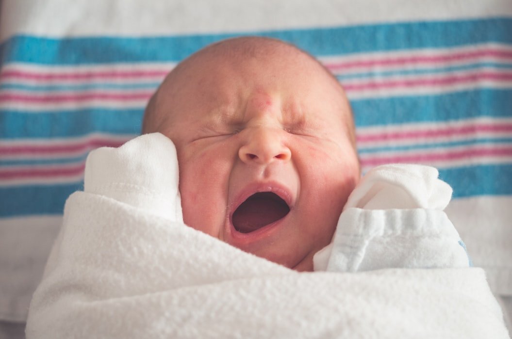 Labor Ministry launches pilot program for flexible parental leave