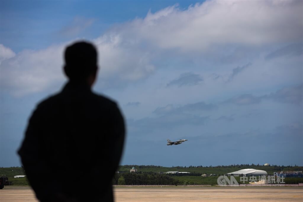 Taiwan's Presidential Office and Defense Ministry condemn China’s military drills