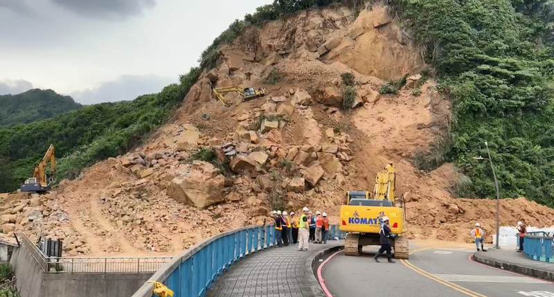 Chaojing Park rockslide cleared in record time