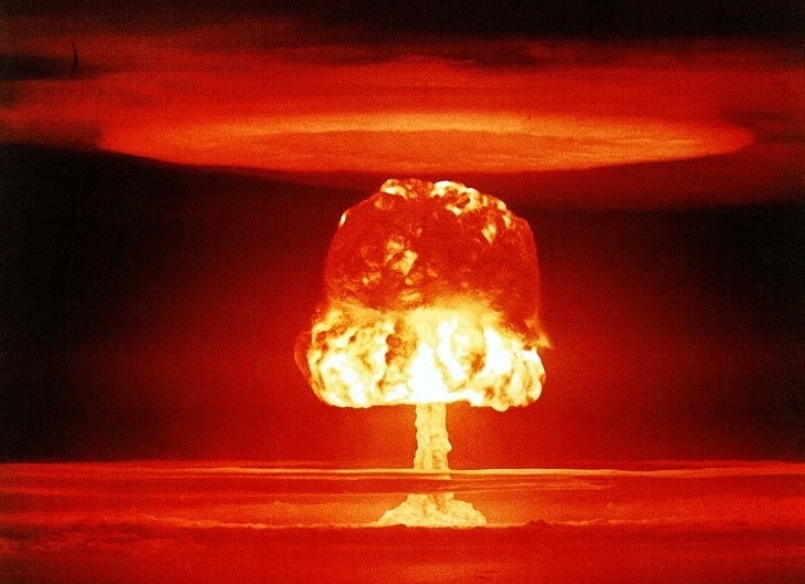 What would make a country safer: diplomacy or deterrence? (feat. Mariana Budjeryn)