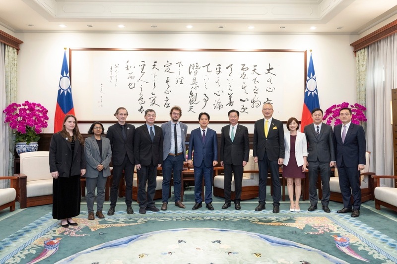 RSF’s Bruttin discusses defense against disinformation with President Lai