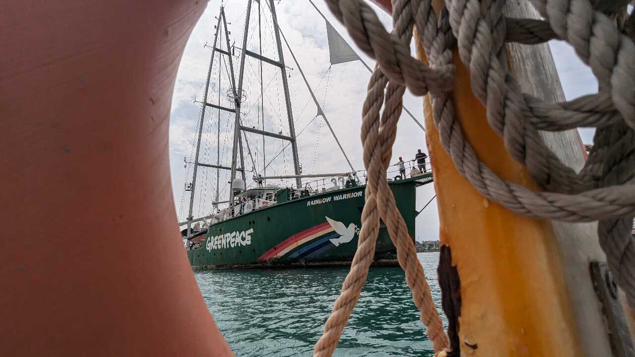Plastic nurdles in our sea: the Rainbow Warrior in Kaohsiung to raise awareness