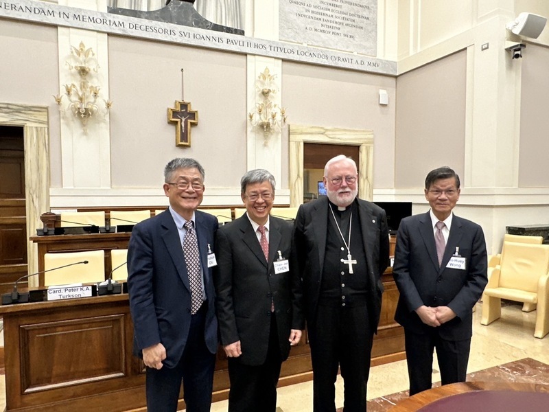 Taiwanese public health experts attend COVID-19 seminar at the Vatican