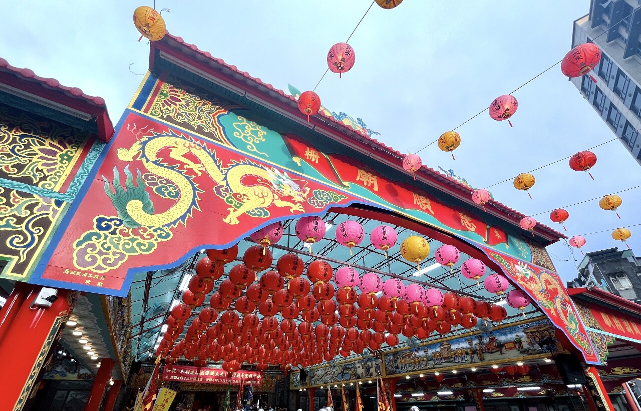 Anette Luo on Religion and Culture in Taiwan and China