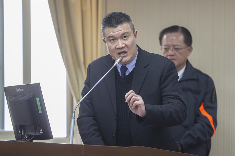 Interior Ministry ramps up disaster training for taxi drivers and building managers