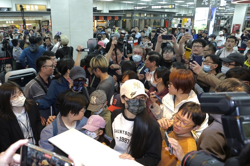 Chinese influencer Yaya leaves Taiwan, MAC defends other Chinese spouses