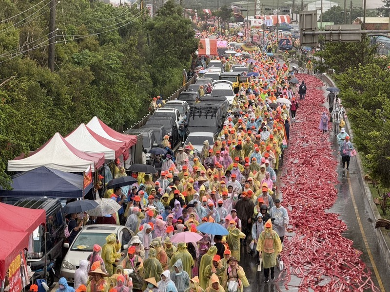 WATCH: Growing number of youth join Mazu crowds as this year's pilgrimage ends