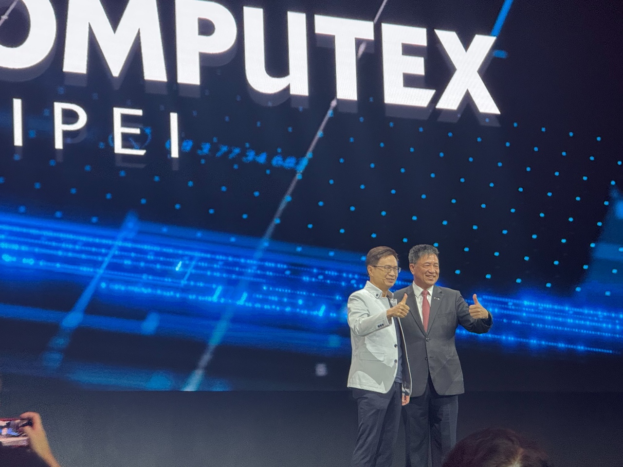 Taiwan driving global AI shift: TAITRA chairman