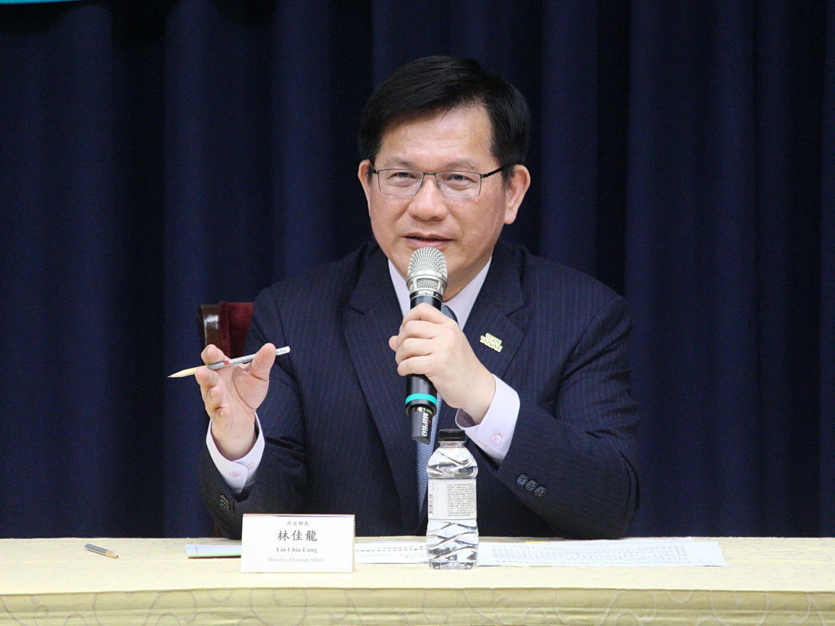 Foreign Minister talks Taiwan-US investment with Saudi Arabian media for first time in 35 years
